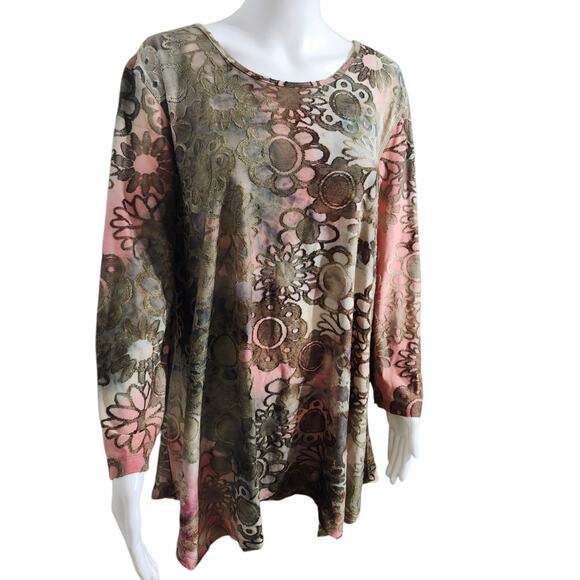 Mutiples‎ Sz XL Embroidered Burnout Tunic Top Watercolor Button Detailing - Picture 2 of 7
